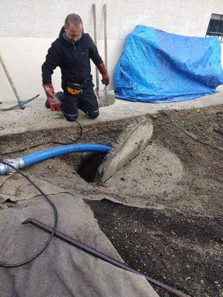 Débouchage canalisation en urgence Beynost